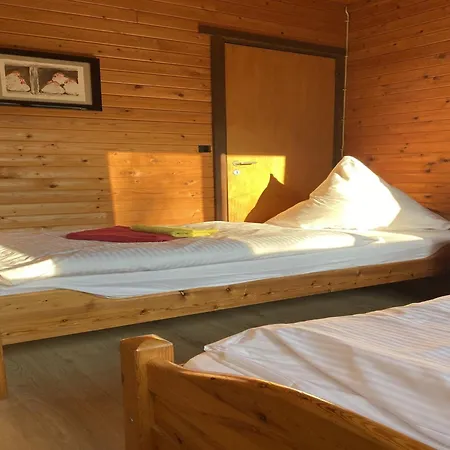 Rueckzugsort Mit Terrasse, Casa de Férias *