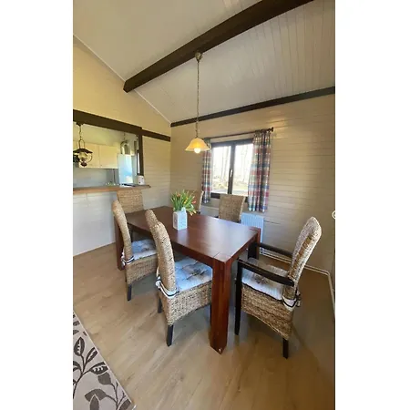 Rueckzugsort Mit Terrasse, *