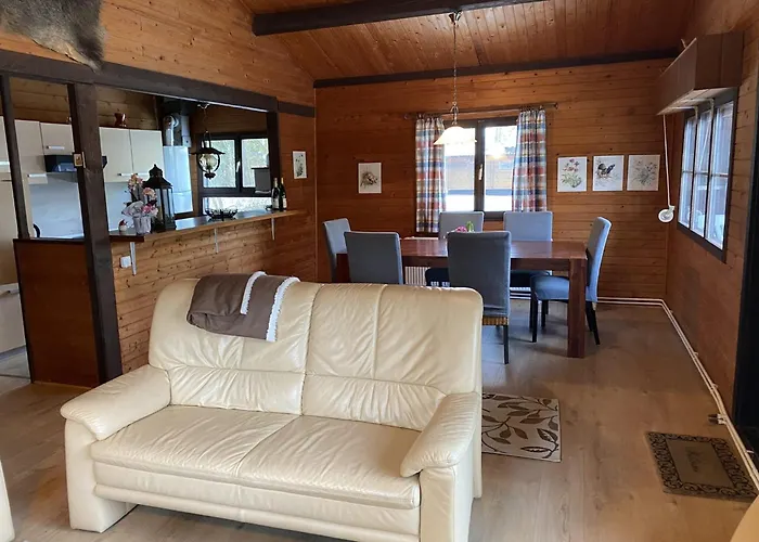 Rueckzugsort Mit Terrasse, *